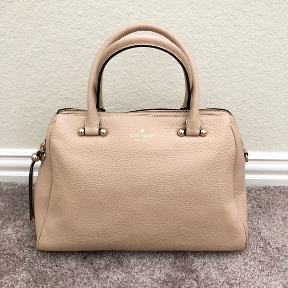 kate spade Handbags - Kate Spade Shoulder Bag